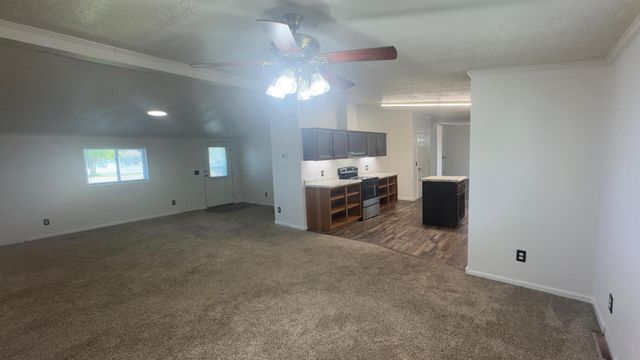11744 Hafer Road, Carterville, IL 62918