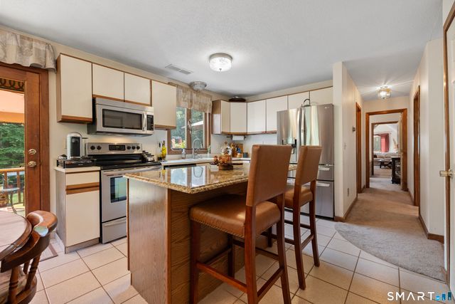 113 Spielman Highway, Burlington, CT 06013