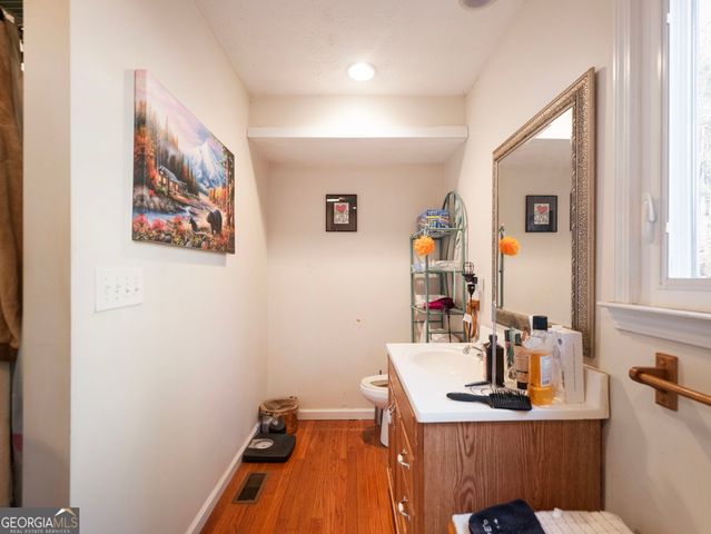 7389 Williams Road, Flowery Branch, GA 30542