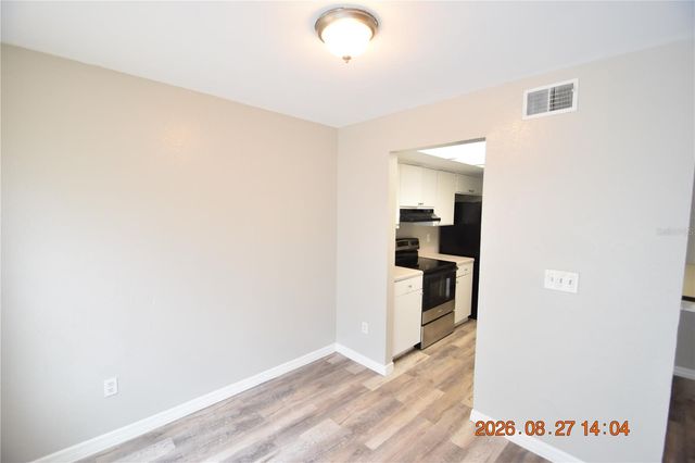 5009 TERRACE VILLAGE LANE, Tampa, FL 33617