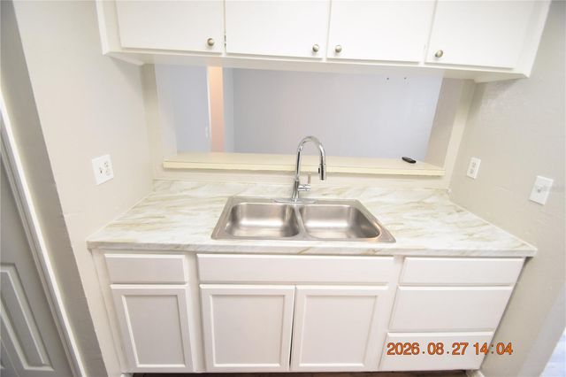 5009 TERRACE VILLAGE LANE, Tampa, FL 33617
