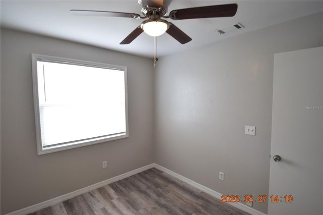 5009 TERRACE VILLAGE LANE, Tampa, FL 33617