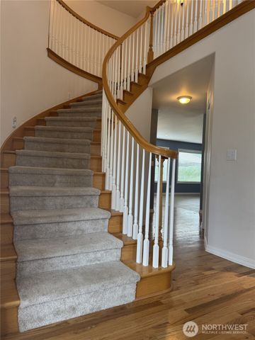 13616 122nd Avenue E, Puyallup, WA 98374
