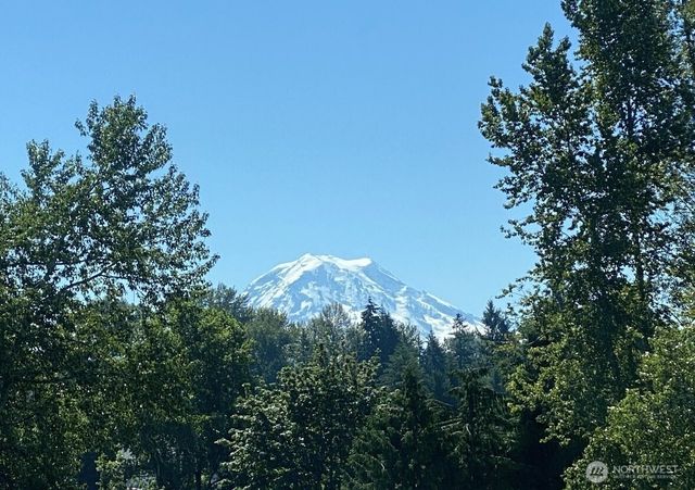13616 122nd Avenue E, Puyallup, WA 98374