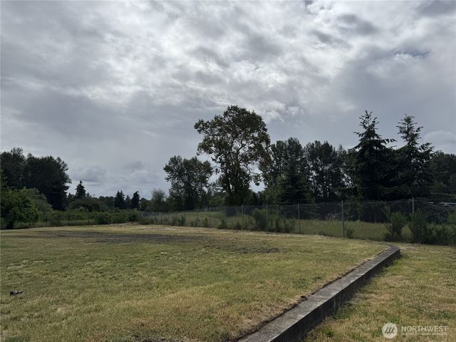 13616 122nd Avenue E, Puyallup, WA 98374