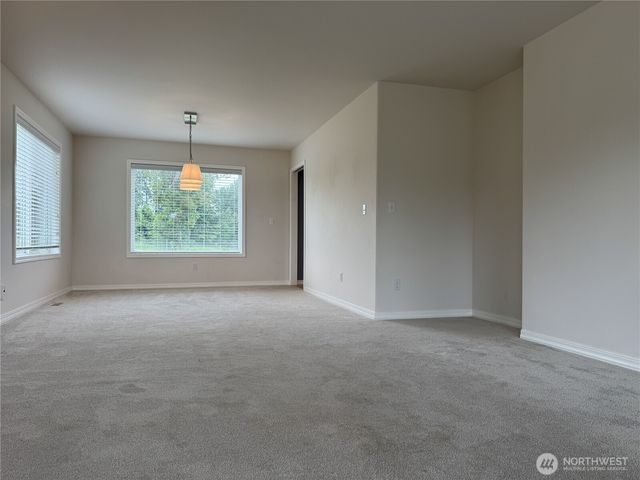 13616 122nd Avenue E, Puyallup, WA 98374
