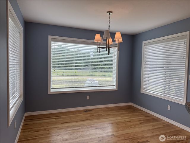 13616 122nd Avenue E, Puyallup, WA 98374