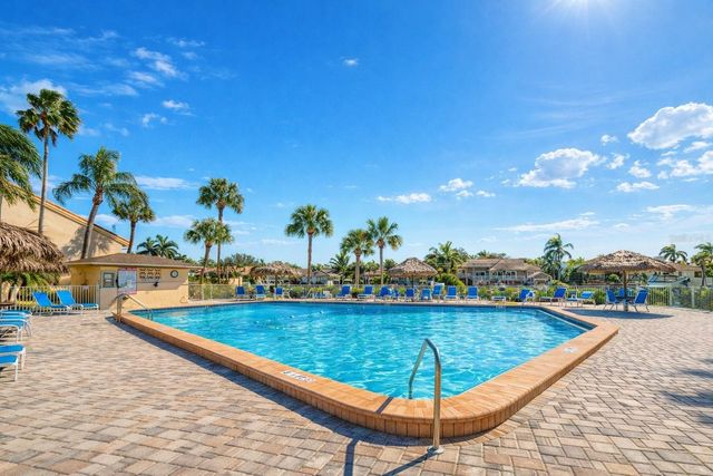 4900 BRITTANY DRIVE S 112, St Petersburg, FL 33715