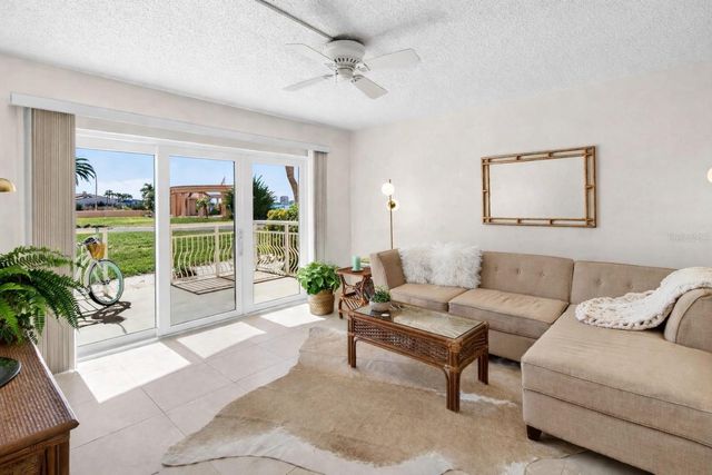 4900 BRITTANY DRIVE S 112, St Petersburg, FL 33715