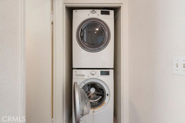 23 Willowcrest, Pomona, CA 91766