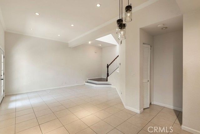 23 Willowcrest, Pomona, CA 91766