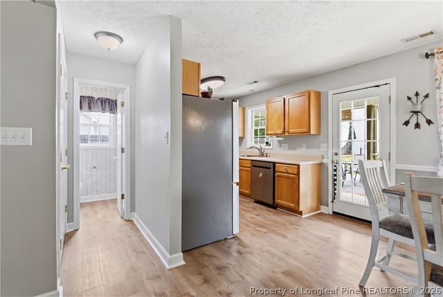 40 Dover Court E, Sanford, NC 27332