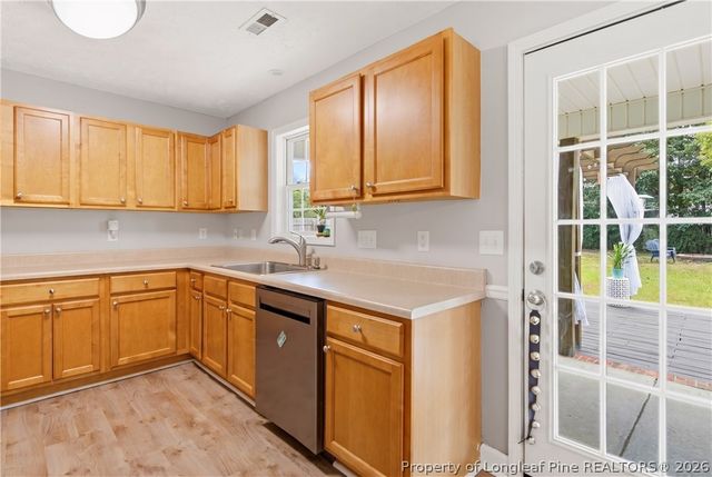 40 Dover Court E, Sanford, NC 27332