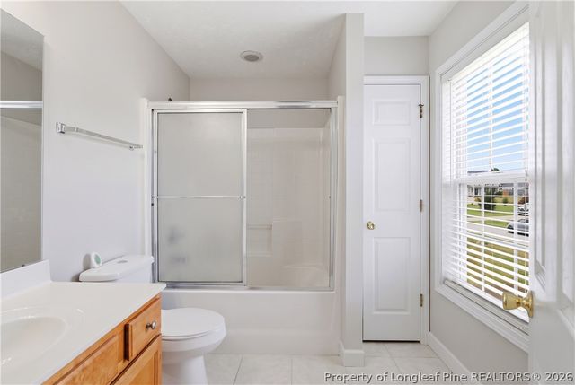 40 Dover Court E, Sanford, NC 27332