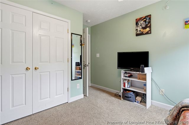 40 Dover Court E, Sanford, NC 27332