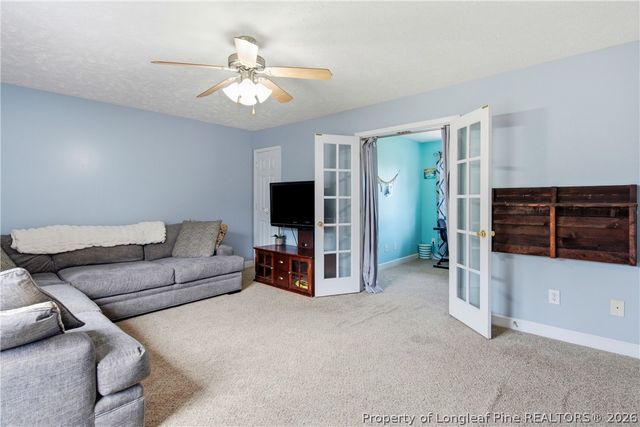 40 Dover Court E, Sanford, NC 27332