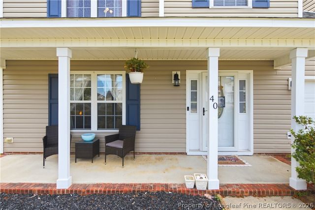 40 Dover Court E, Sanford, NC 27332