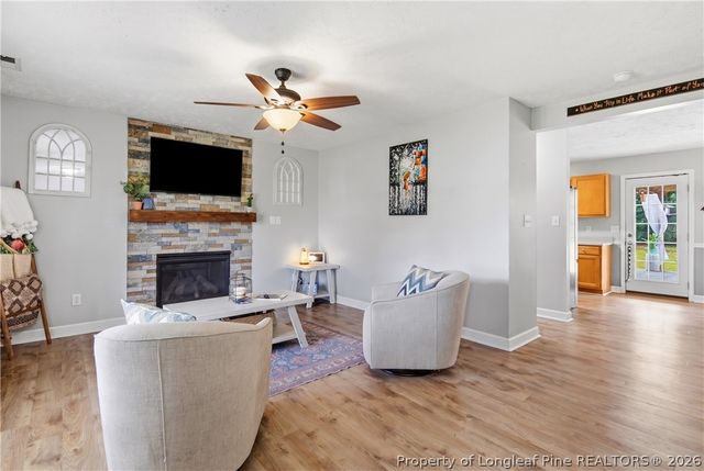 40 Dover Court E, Sanford, NC 27332