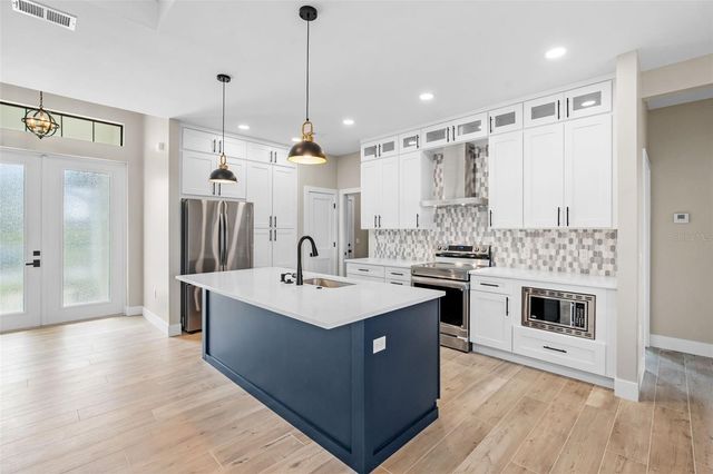 2523 DIXON TERRACE, Port Charlotte, FL 33981