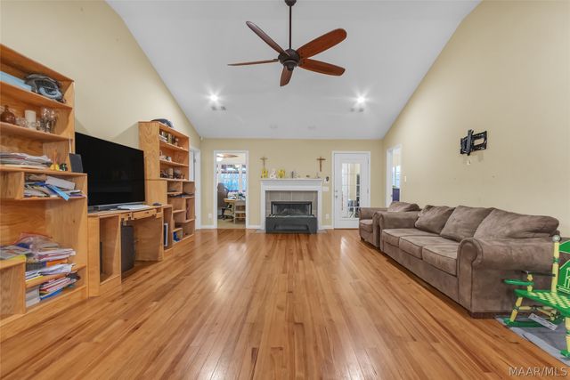 4032 Riveroaks Road, Millbrook, AL 36054