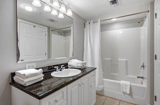 2151 Bridge View Ct Unit 2704, North Myrtle Beach, SC 29582
