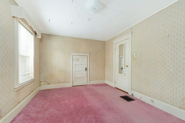 35 Sewall St, Quincy, MA 02170