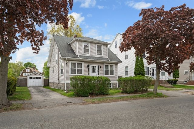 35 Sewall St, Quincy, MA 02170
