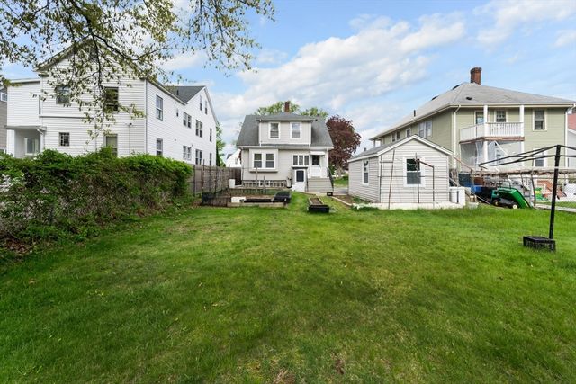 35 Sewall St, Quincy, MA 02170