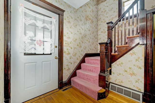 35 Sewall St, Quincy, MA 02170