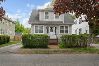 35 Sewall St, Quincy, MA 02170