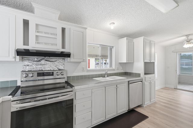1500 SW 65th Avenue, Boca Raton, FL 33428