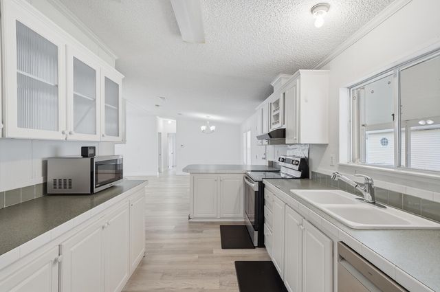 1500 SW 65th Avenue, Boca Raton, FL 33428