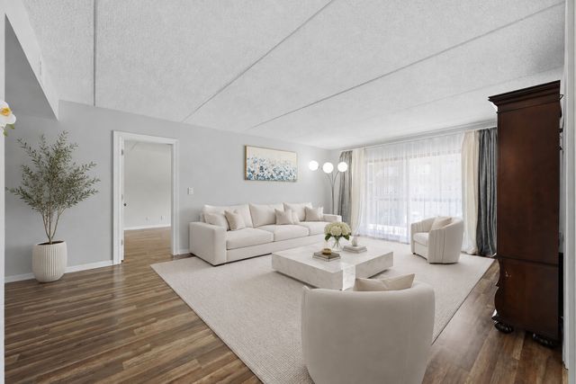 1480 Jefferson Street 202, Des Plaines, IL 60016