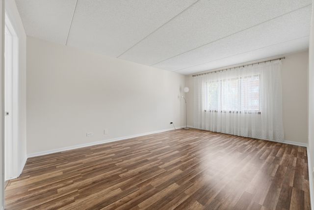 1480 Jefferson Street 202, Des Plaines, IL 60016