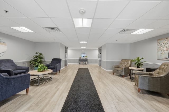 1480 Jefferson Street 202, Des Plaines, IL 60016