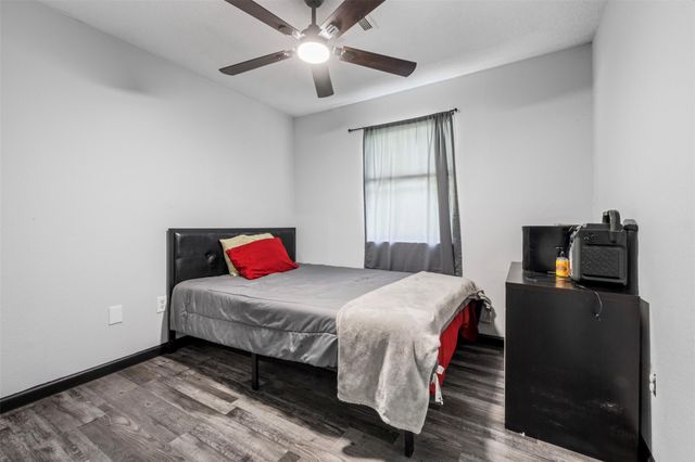 541 Trails End Drive, Cleveland, TX 77328