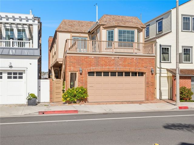 1214 E Balboa, Newport Beach, CA 92661