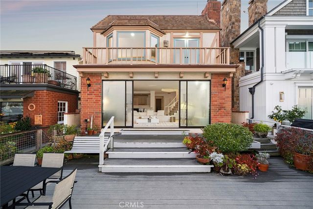 1214 E Balboa, Newport Beach, CA 92661