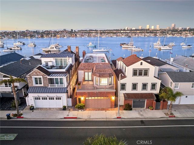 1214 E Balboa, Newport Beach, CA 92661