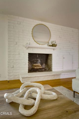 390 San Juan Place, Pasadena, CA 91107