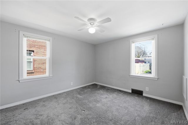 127 Chamberlin Drive, West Seneca, NY 14210