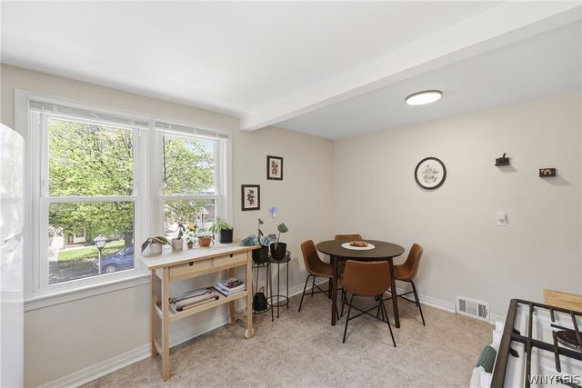 127 Chamberlin Drive, West Seneca, NY 14210