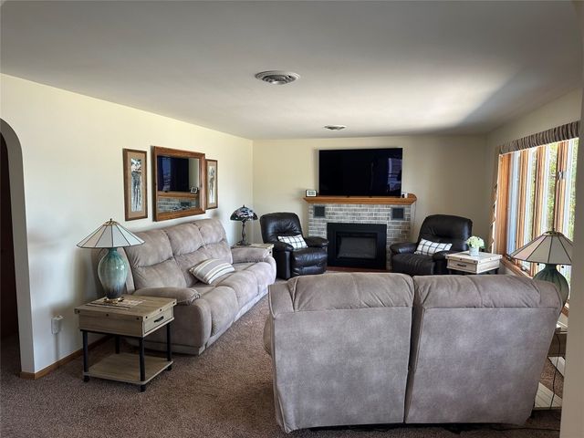 415 N SECOND Street, Conneaut Lake, PA 16316