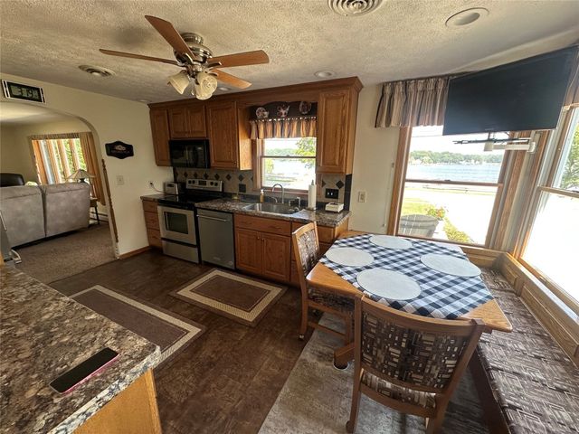 415 N SECOND Street, Conneaut Lake, PA 16316