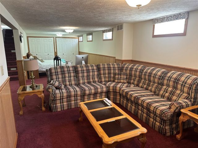 415 N SECOND Street, Conneaut Lake, PA 16316