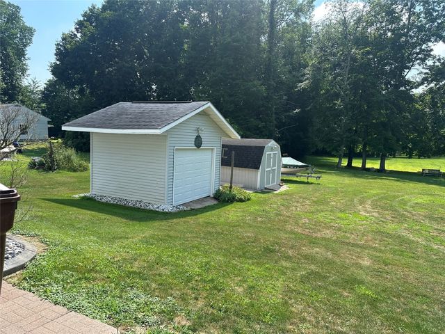 415 N SECOND Street, Conneaut Lake, PA 16316