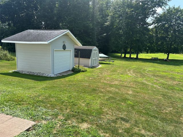 415 N SECOND Street, Conneaut Lake, PA 16316