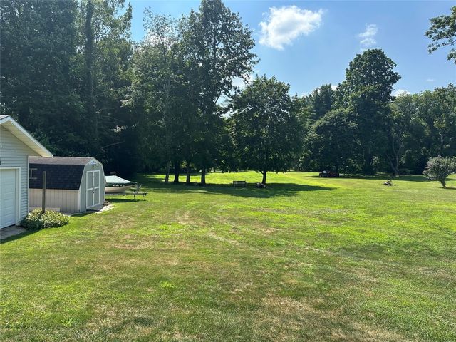 415 N SECOND Street, Conneaut Lake, PA 16316