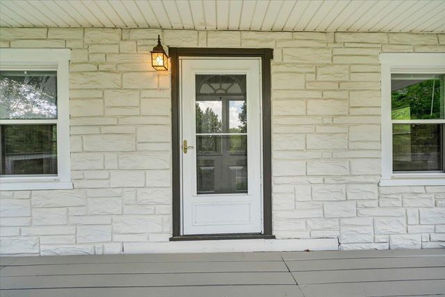 4363 Rock Garden LN, Roanoke, VA 24018