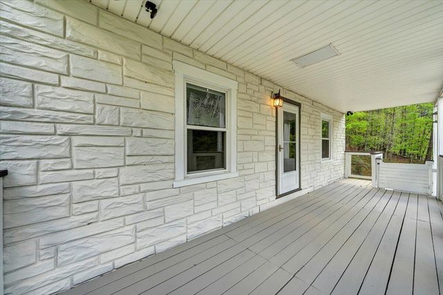 4363 Rock Garden LN, Roanoke, VA 24018